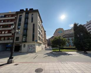 Vista exterior de Apartament de lloguer en Oviedo 