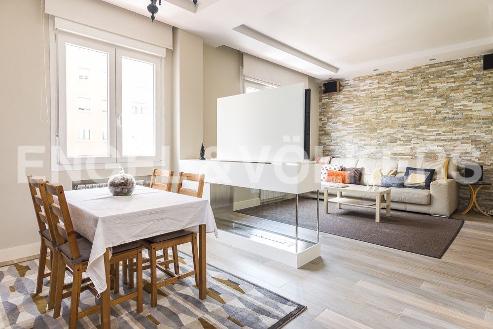Living room of Apartment for sale in  Madrid Capital  with Air Conditioner and Heating