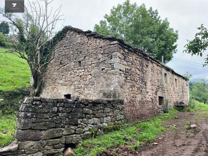 Außenansicht von Country house zum verkauf in Selaya