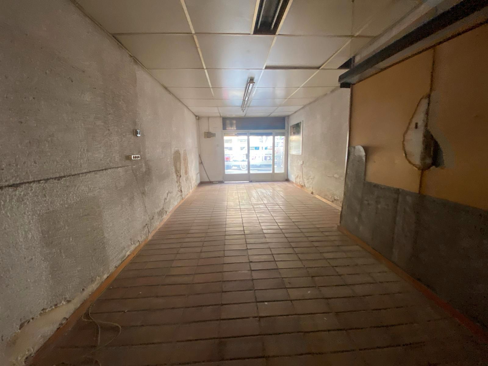 Premises for sale in  Barcelona Capital