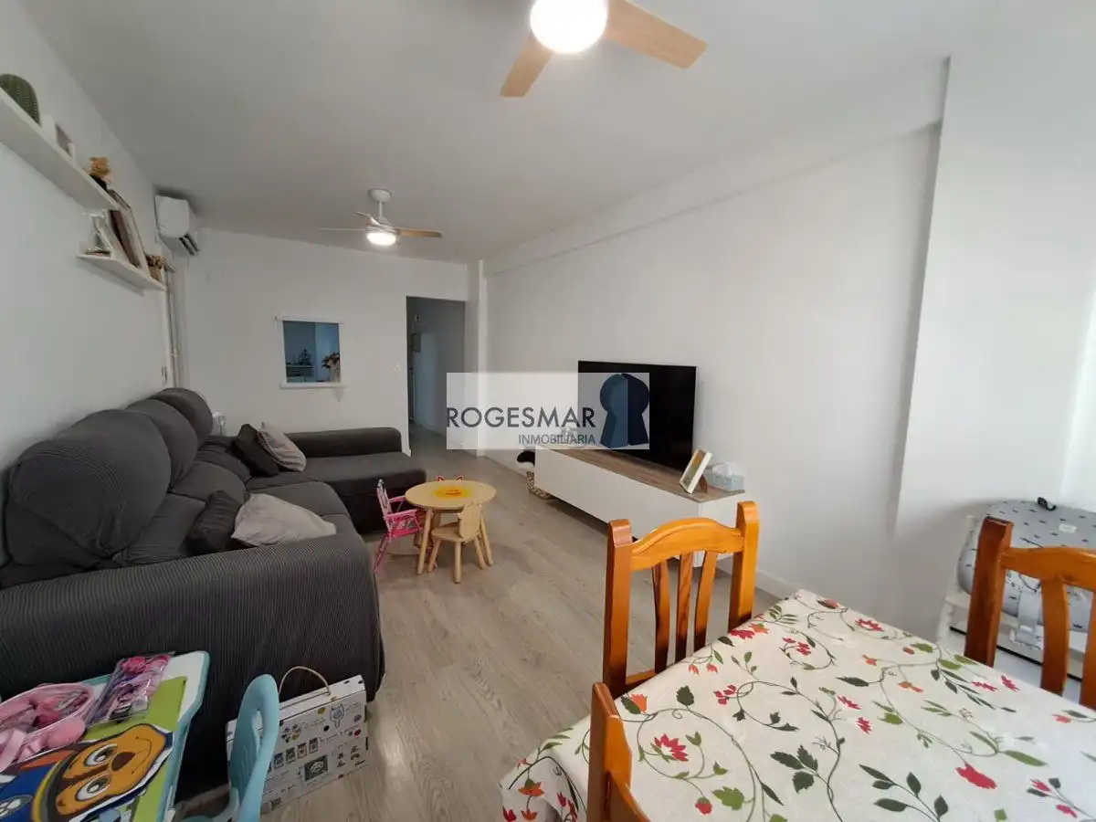 Sala d'estar de Pis en venda en Benicasim / Benicàssim amb Aire condicionat i Terrassa