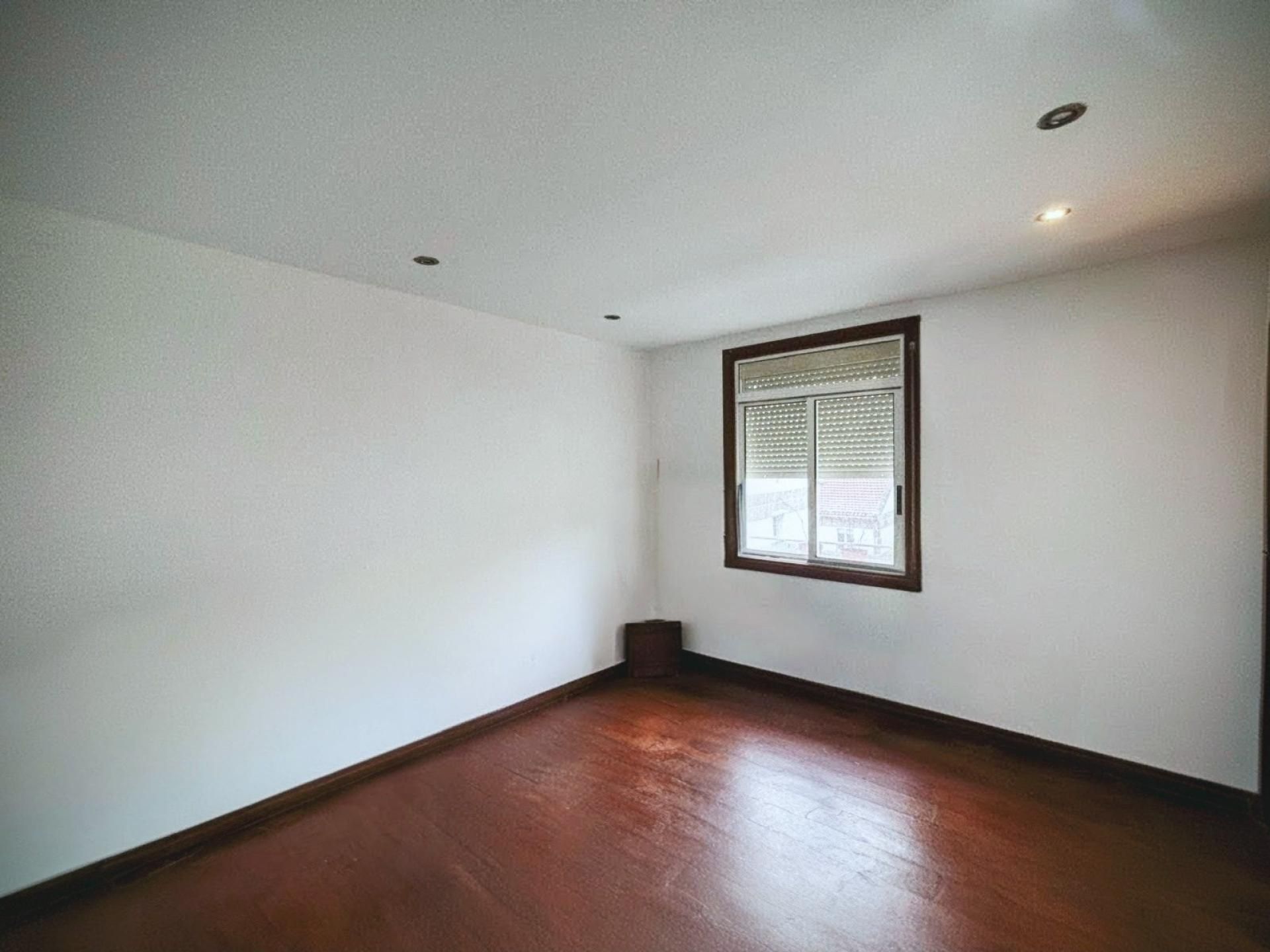 Bedroom of Flat for sale in Vigo 