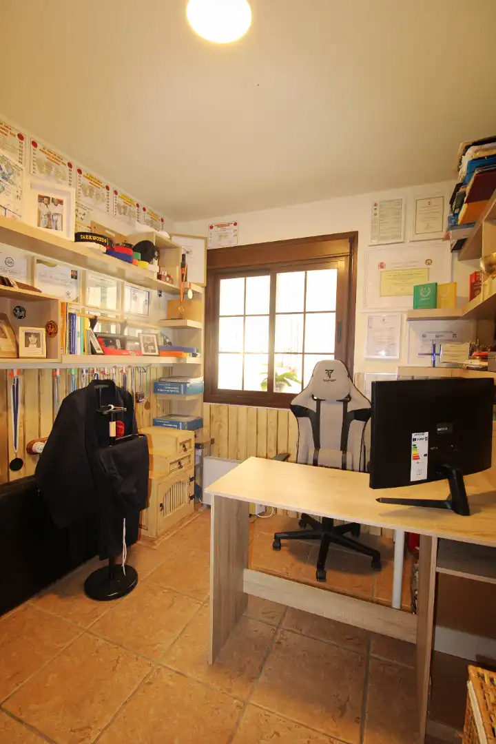 Attic for rent in Alhaurín de la Torre  with Air Conditioner, Terrace and Furnished