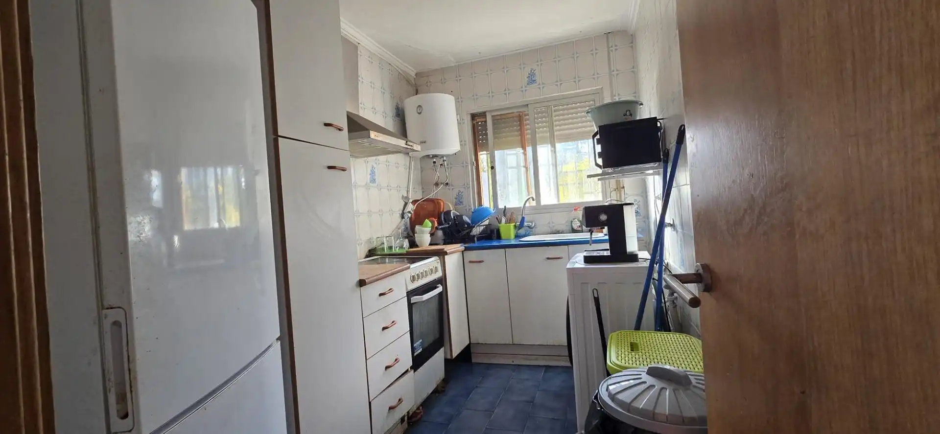 Cuina de Casa o xalet en venda en Llíria amb Terrassa i Piscina comunitària