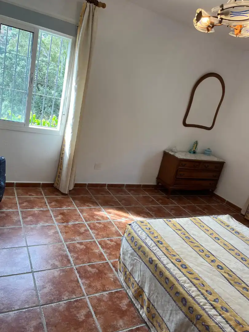 Habitación de Finca rústica de alquiler en Comares con Amueblado
