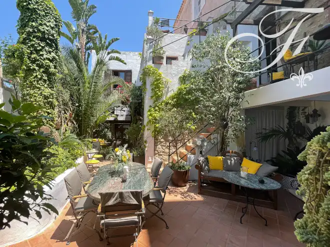 Casa en venda a Dalt de la Vila - La Marina