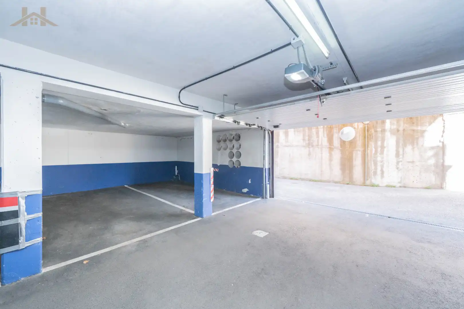 Parkplatz von Maisonette zum Verkauf in San Lorenzo de El Escorial mit Heizung, Terrasse und Abstellraum