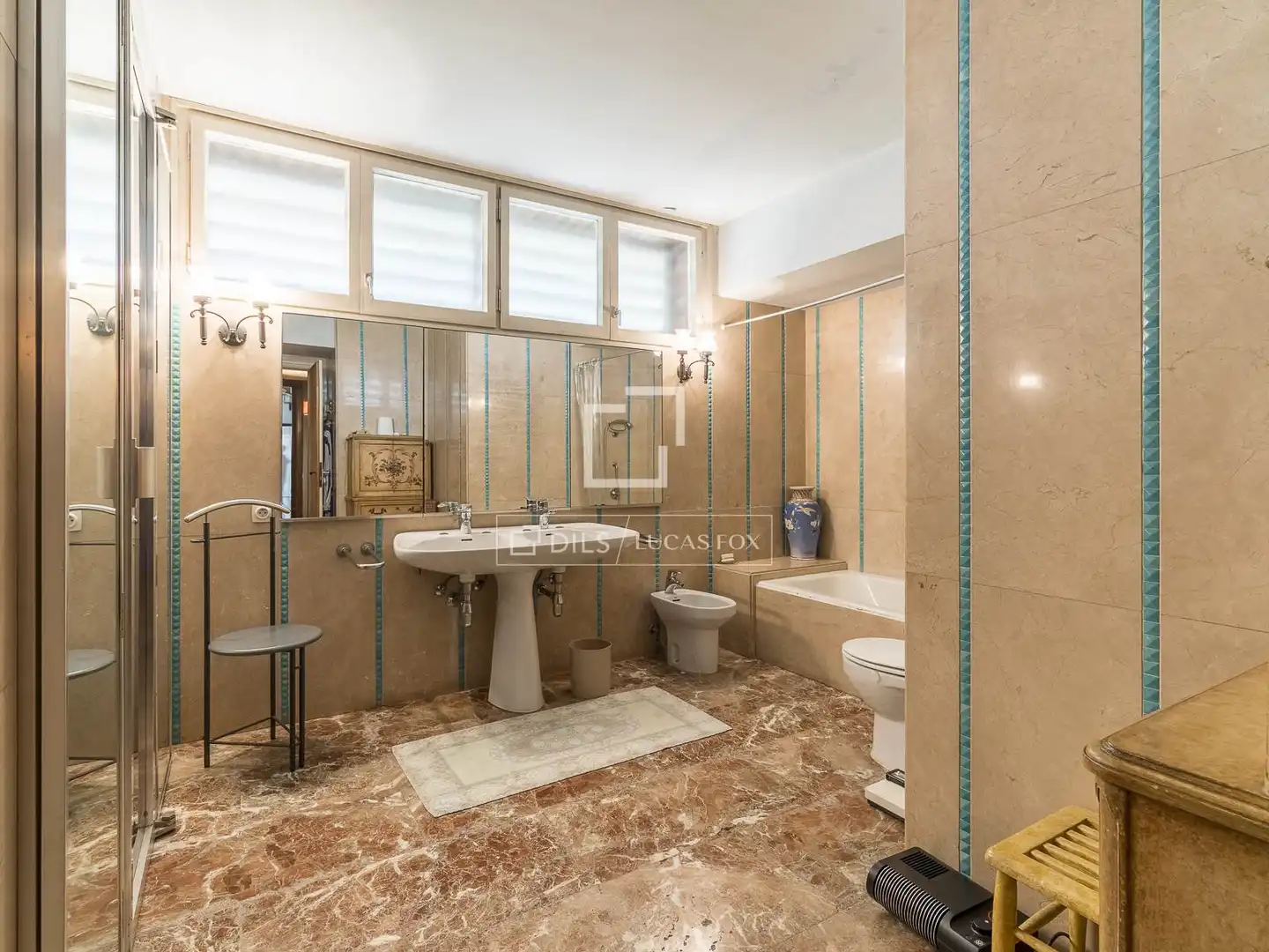 Baño de Casa o chalet en venta en Barcelona con Calefacción, Jardín privado y Trastero