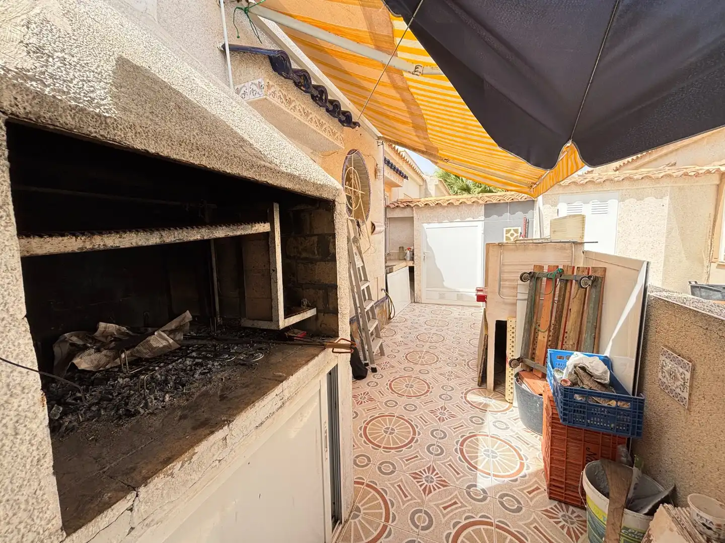 Cuina de Casa o xalet en venda en Orihuela amb Aire condicionat, Traster i Piscina