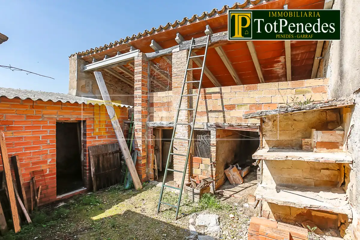 Finca rústica en venta en Sant Martí Sarroca con Jardín privado, Trastero y Lavadora