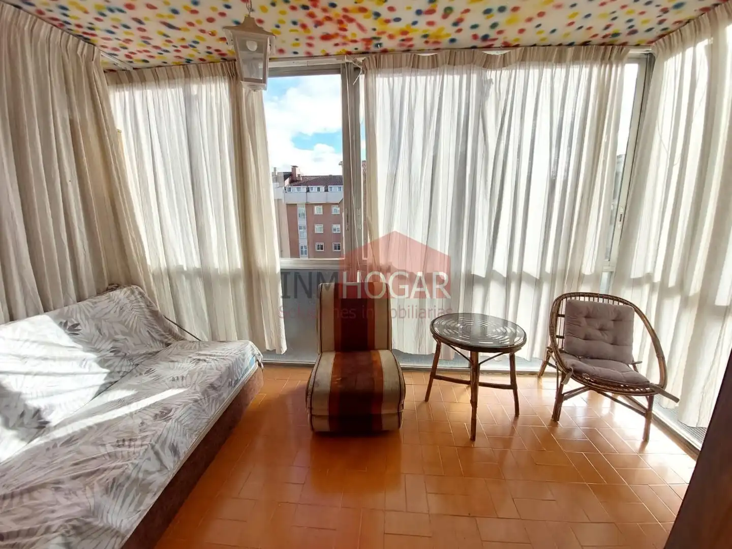 Dormitori de Pis de lloguer en Ávila amb Parquet, Terrassa i Moblat