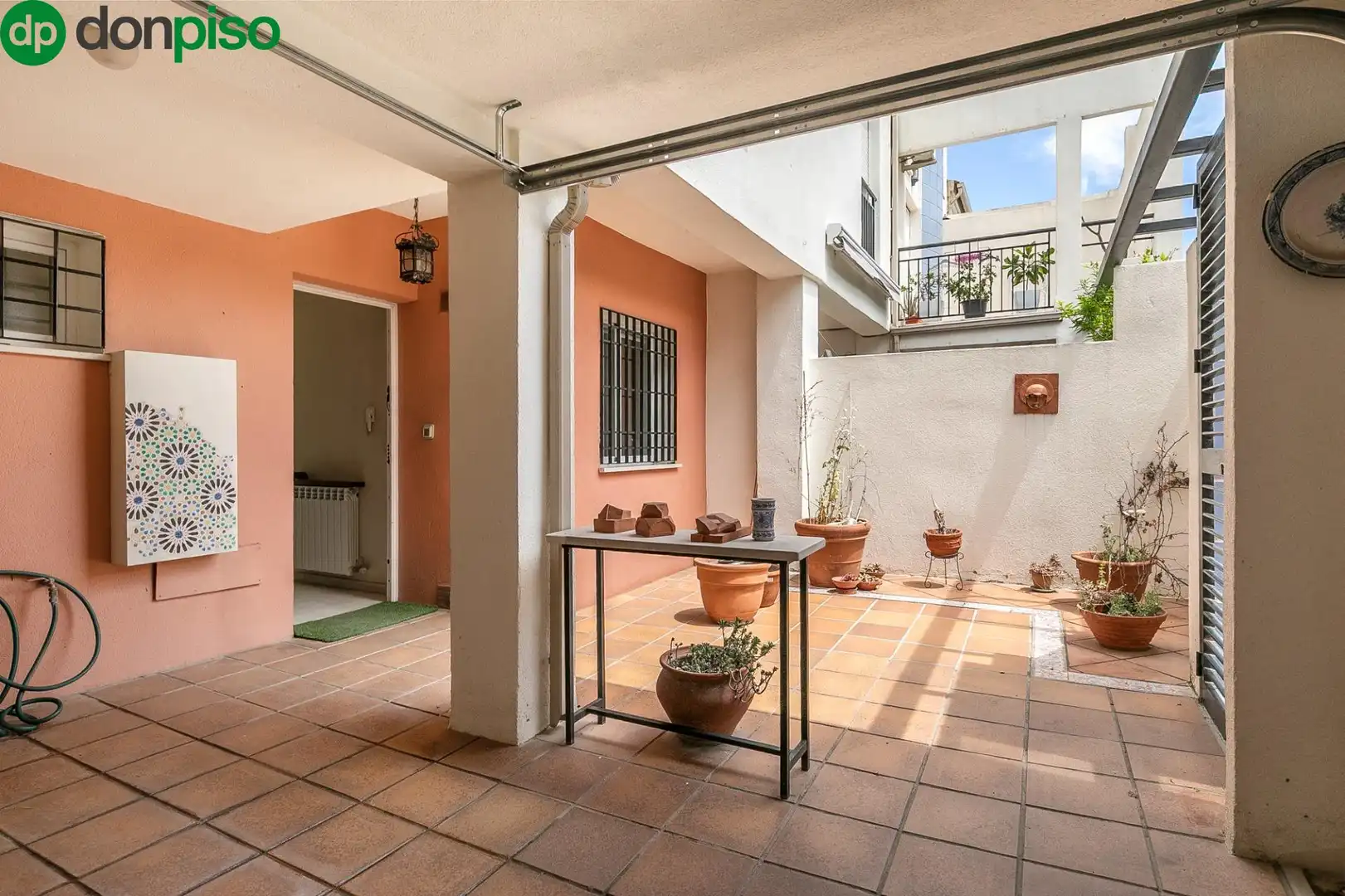 Casa adosada en venta en Calle Calle Hipócrates, San Miguel