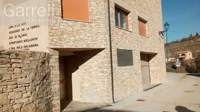 Vista exterior de Edificio en venta en Conesa