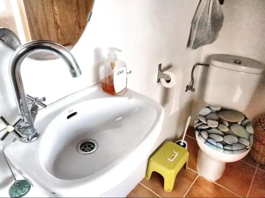 Bathroom of Detached homes for rent in Arafo  with Private garden, Parquet flooring and Furnished