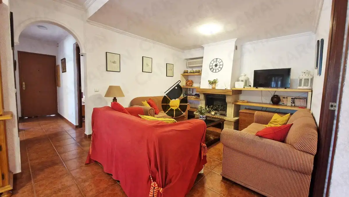 Casa con piscina en venta en Palomares del Río, imagen 4