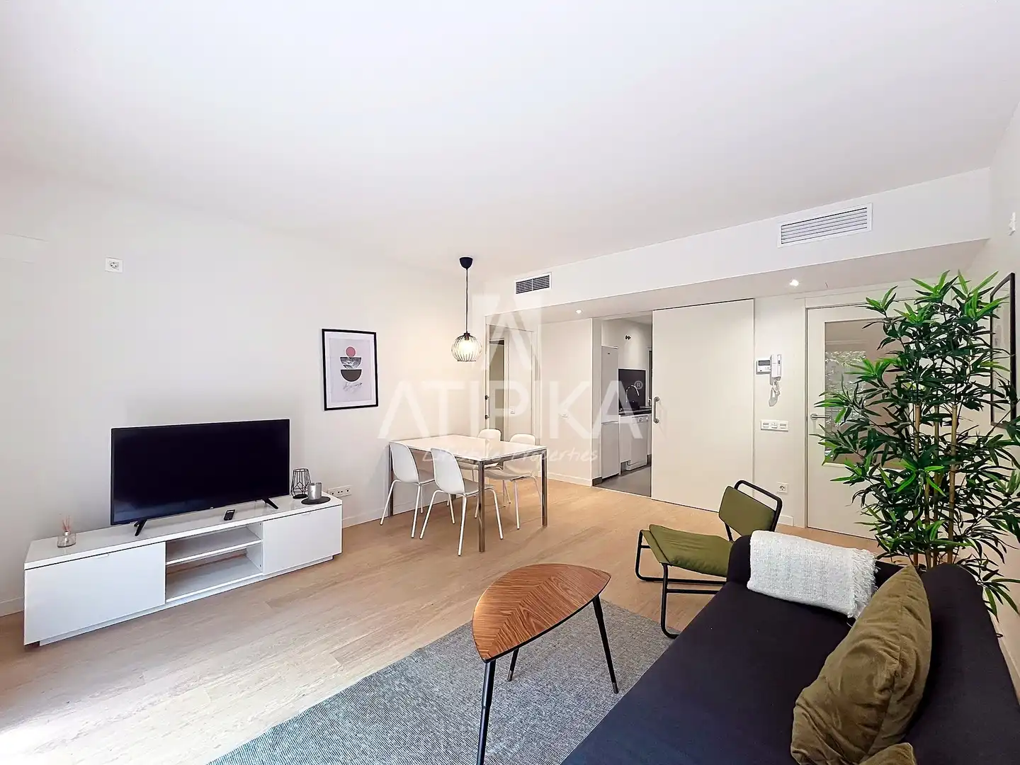 Wohnzimmer von Wohnung zum Verkauf in Barcelona mit Klimaanlage, Parkett und Terrasse