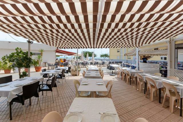 Local comercial en Venta en Paseo maritim de neptu en Playa de Gandia