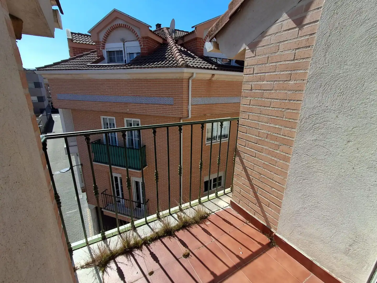 Terraza de Piso en venta en Tudela de Duero con Calefacción, Trastero y Balcón