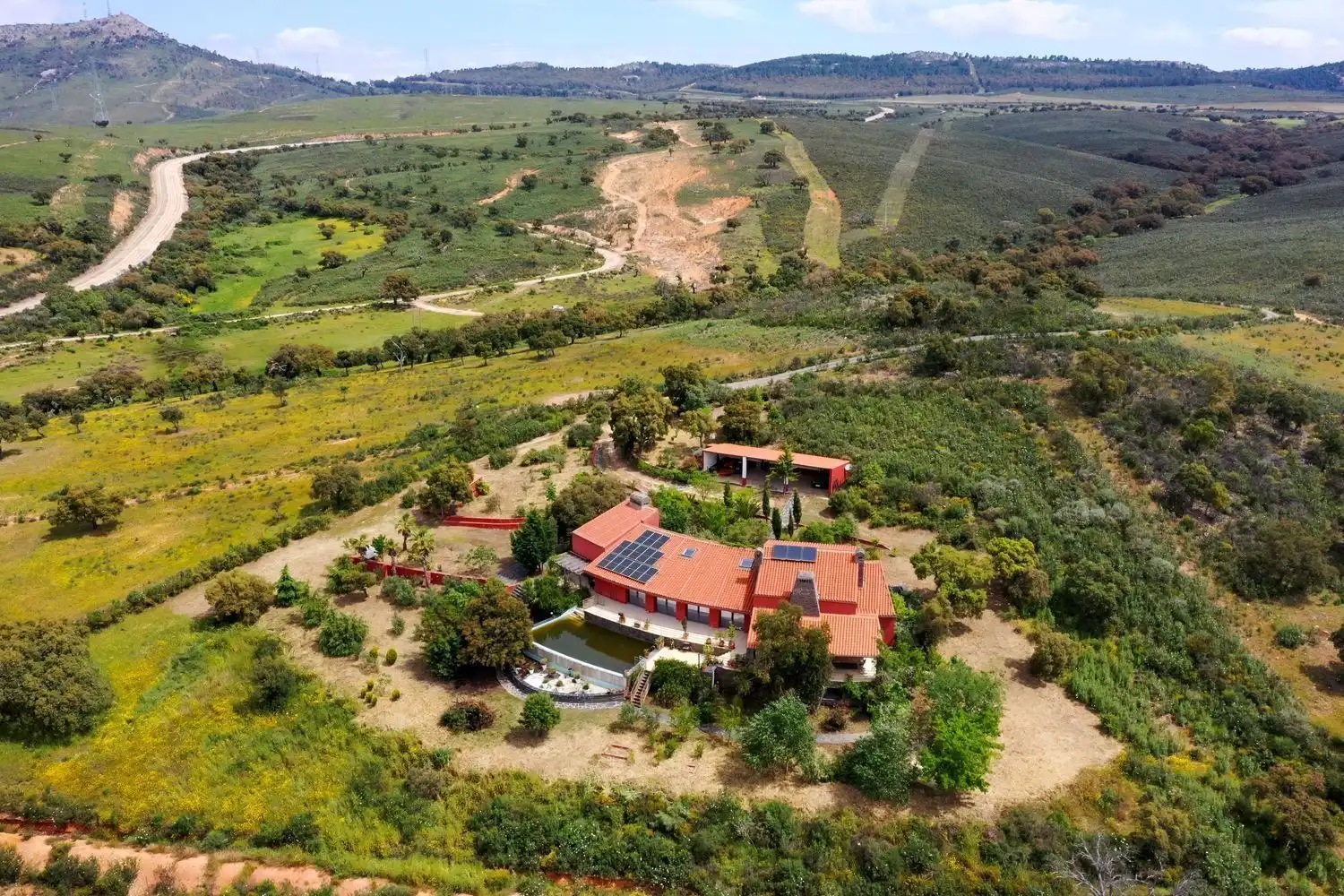 Exterior view of Country homes for sale in Jaraicejo  with Storage room and Community pool
