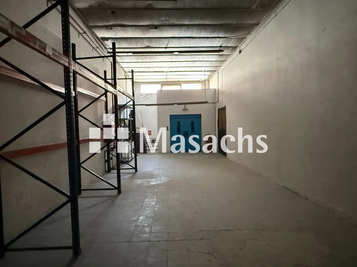 Fabrikhallen zur Miete in Terrassa