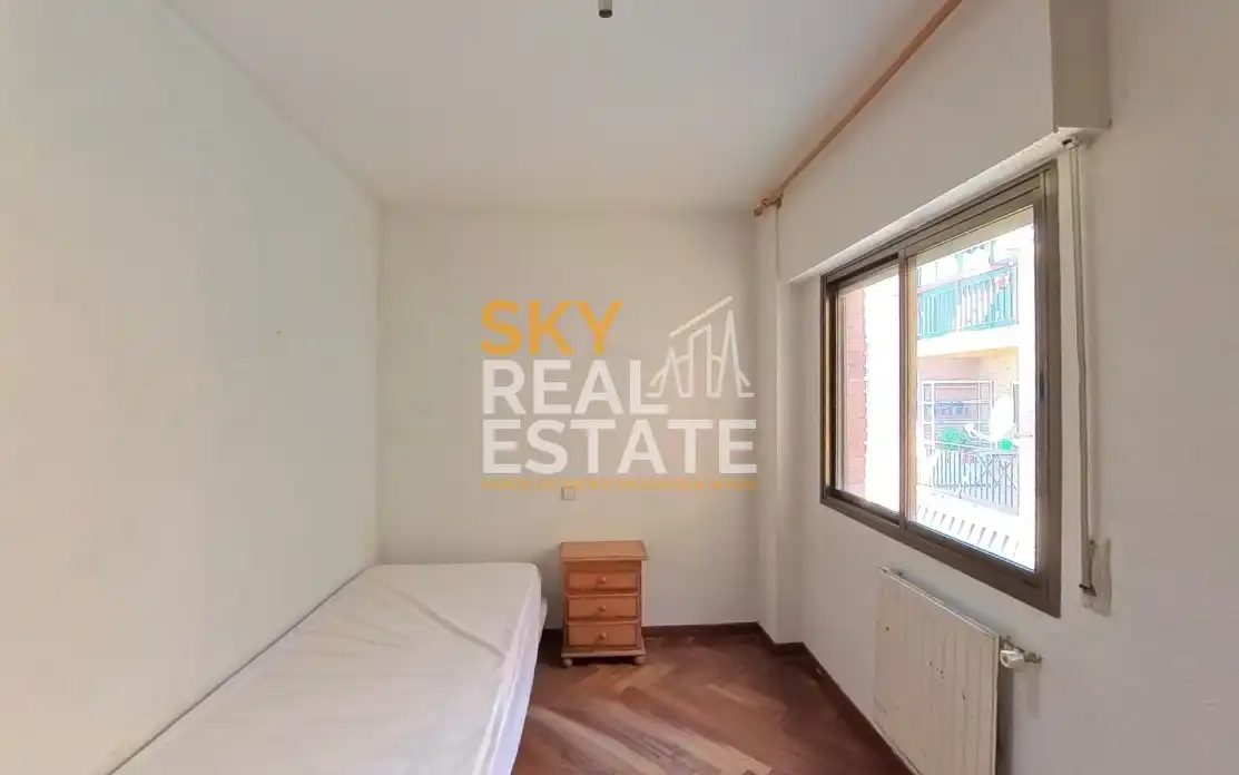 Bedroom of Flat for sale in Fuenlabrada  with Air Conditioner, Furnished and Balcony
