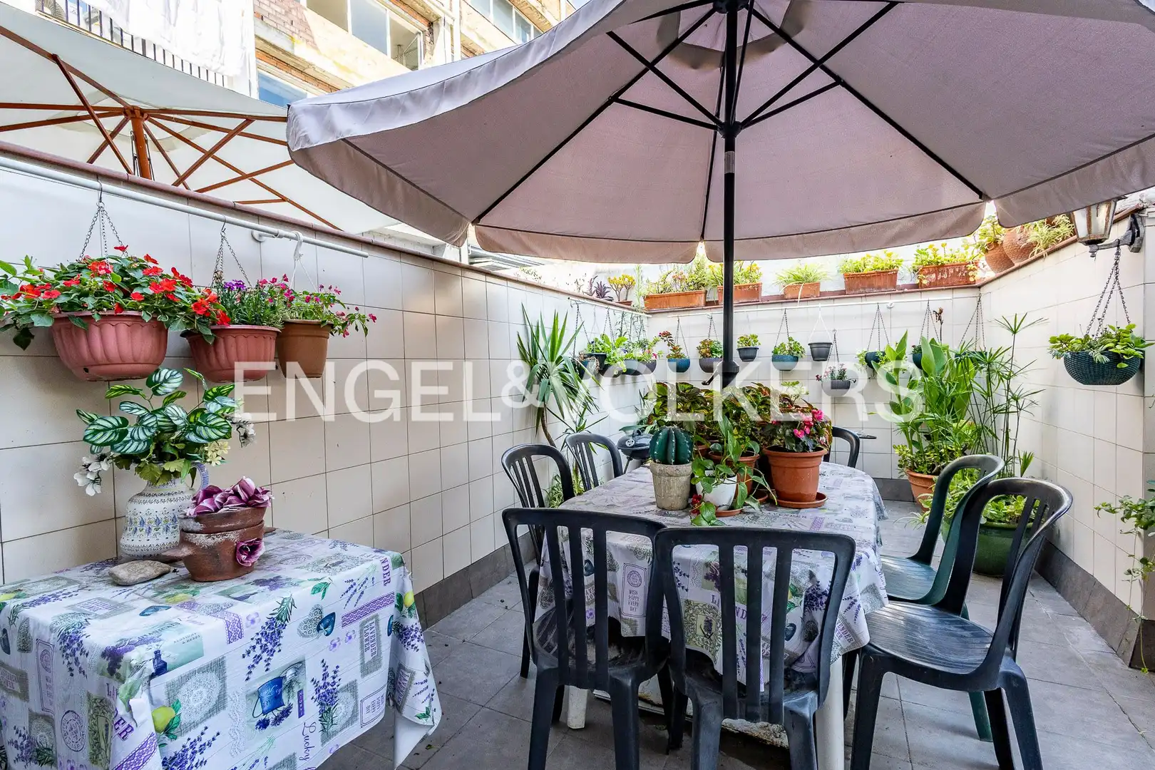Terrasse von Wohnung zum Verkauf in Molins de Rei mit Klimaanlage, Heizung und Parkett