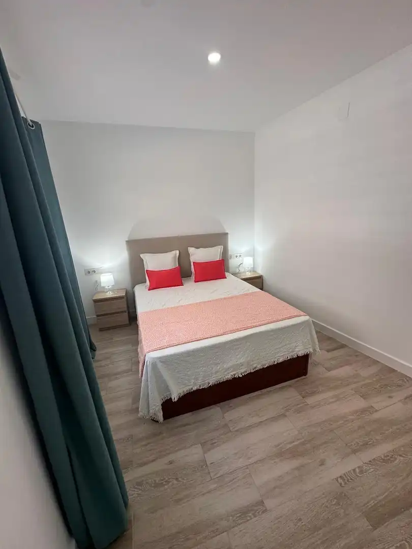 Schlafzimmer von Erdgeschoss zur Miete in Torrent mit Klimaanlage, Heizung und Terrasse
