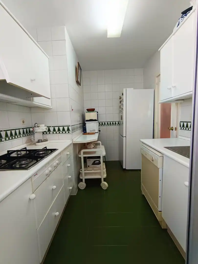 Küche von Wohnungen zum Verkauf in Fuengirola mit Terrasse, Schwimmbad und Möbliert