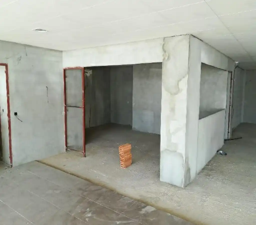Local comercial en venda a Girona, imagen 9