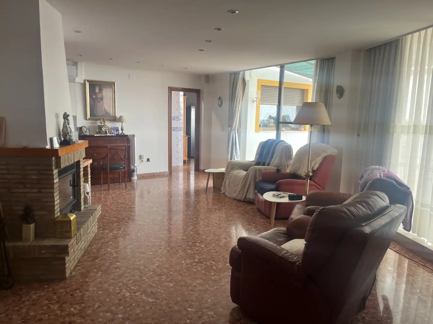 Sala de estar de Casa o chalet en venta en Chiva con Aire acondicionado, Jardín privado y Terraza