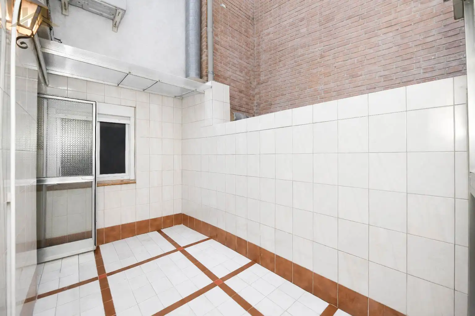 Bathroom of Flat for sale in Alcobendas  with Heating and Furnished