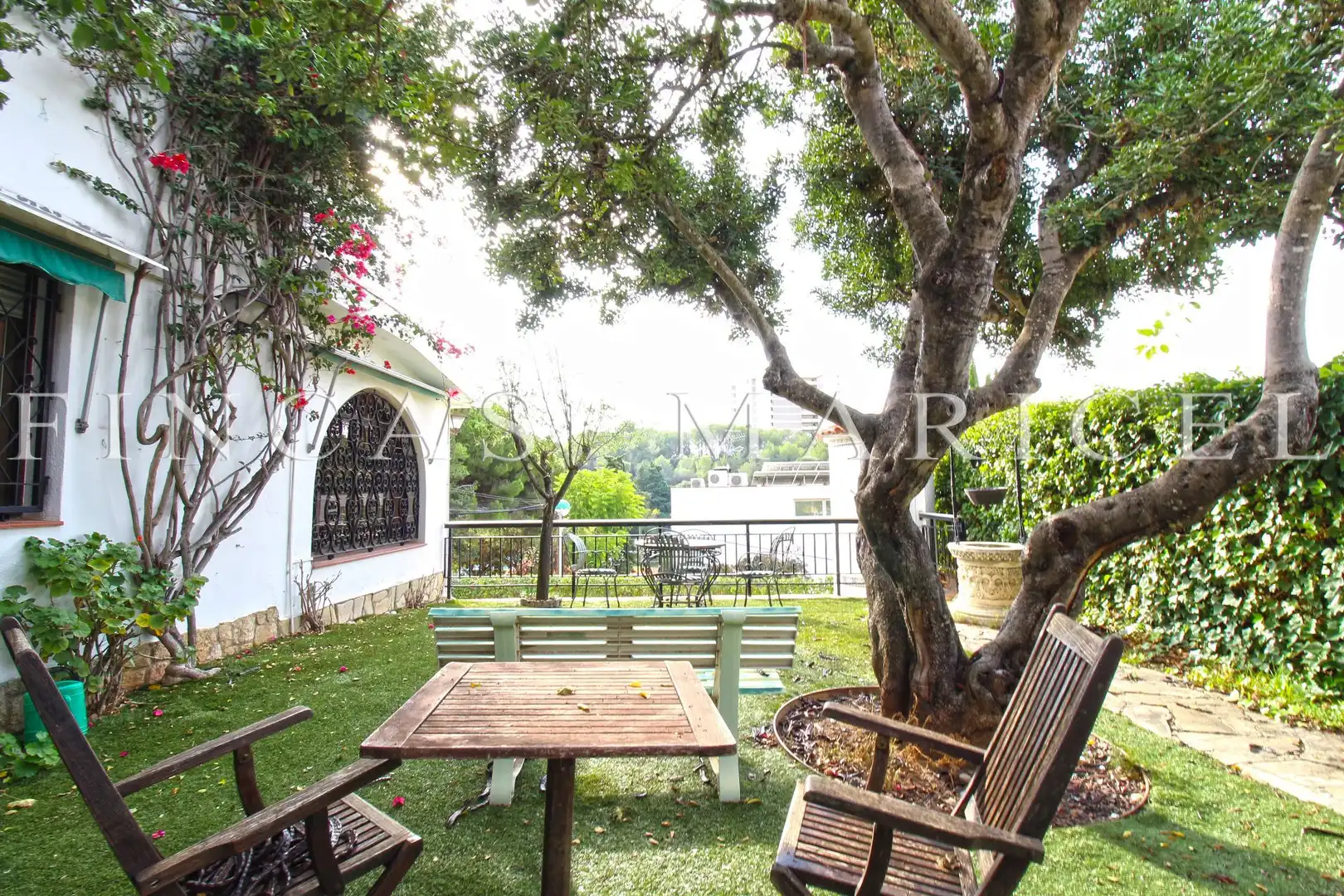 Jardín de Casa o chalet en venta en Sitges con Aire acondicionado, Calefacción y Jardín privado