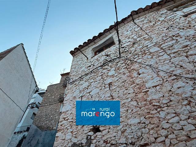 Casa-chalet en Venta en Llucena / Lucena del Cid