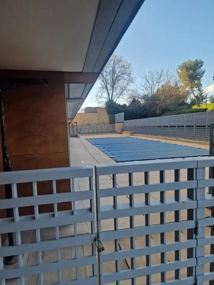 Piscina de Piso en venta en  Madrid Capital con Aire acondicionado, Calefacción y Terraza