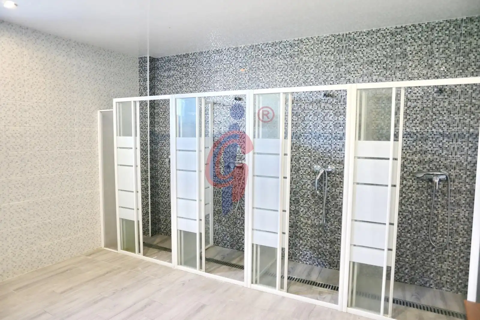 Badezimmer von Fabrikhallen zum Verkauf in Daya Nueva