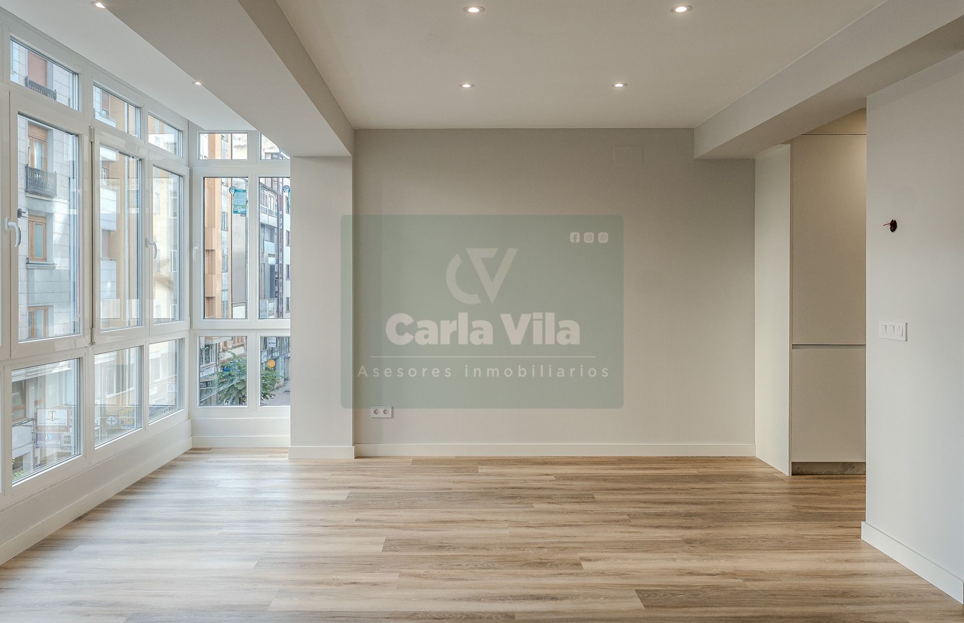 Sala de estar de Piso en venta en Lugo Capital con Calefacción, Horno y Microondas