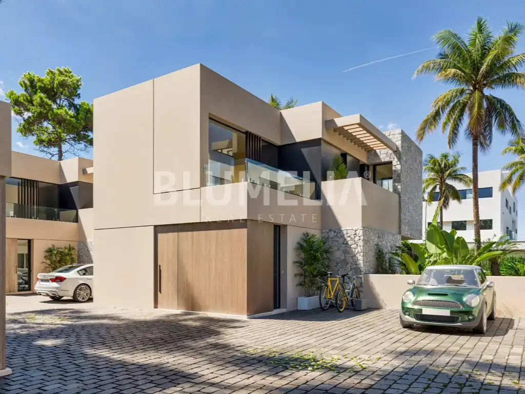 Casa con piscina en venta en Avenida Pintor Perez Gil, imagen 3