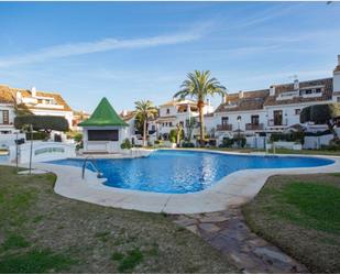 Jardí de Casa o xalet en venda en Marbella amb Jardí privat, Terrassa i Piscina