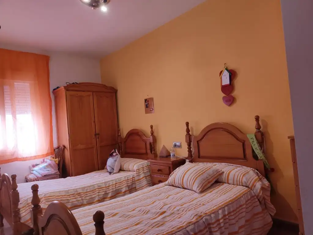 Schlafzimmer von Gebäude zum Verkauf in Cuevas del Campo