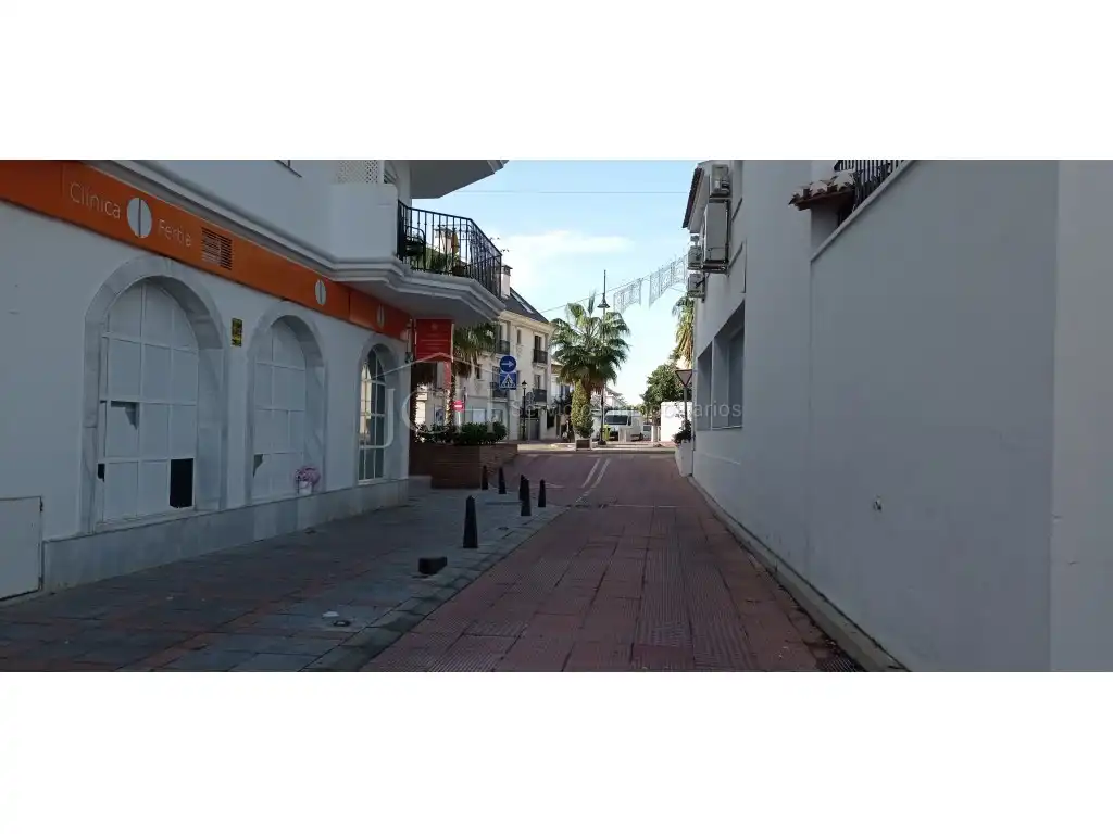 Vista exterior de Garatge en venda en Fuengirola
