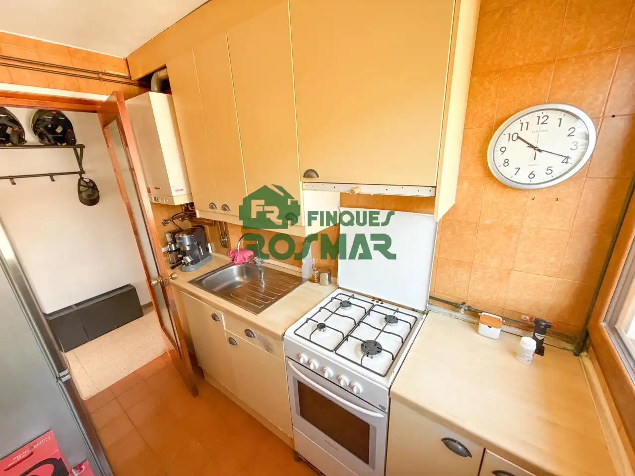 Küche von Wohnung zum Verkauf in Lloret de Mar mit Klimaanlage, Heizung und Terrasse