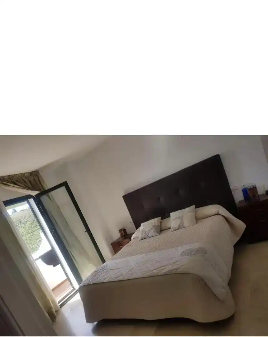 Dormitori de Casa adosada en venda en Manilva amb Piscina i Balcó