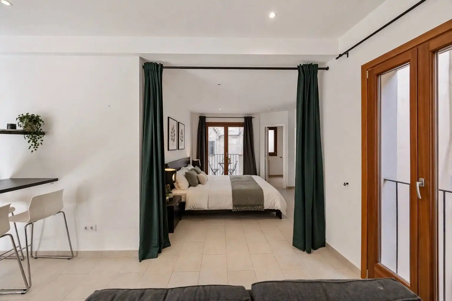 Schlafzimmer von Wohnung zum Verkauf in  Palma de Mallorca mit Klimaanlage, Möbliert und Balkon