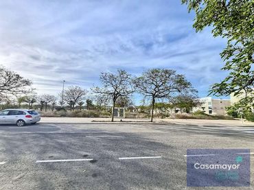 Wohnbaugrundstück zum Verkauf in Calle Juan de Villanueva