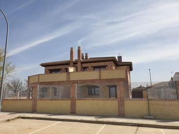 Casa pareada con balcón en venta en Juan Pablo Ⅱ