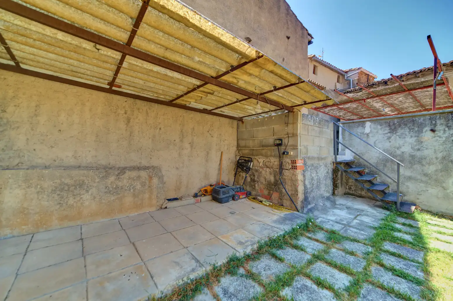 Terrace of Detached homes for sale in Liédena  with Heating, Terrace and Storage room