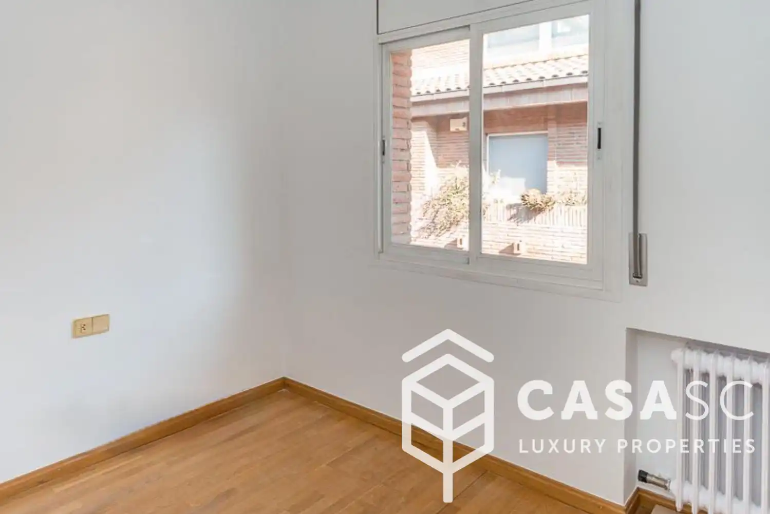 Vista exterior de Casa adosada de alquiler en Sant Cugat del Vallès con Calefacción, Terraza y Trastero