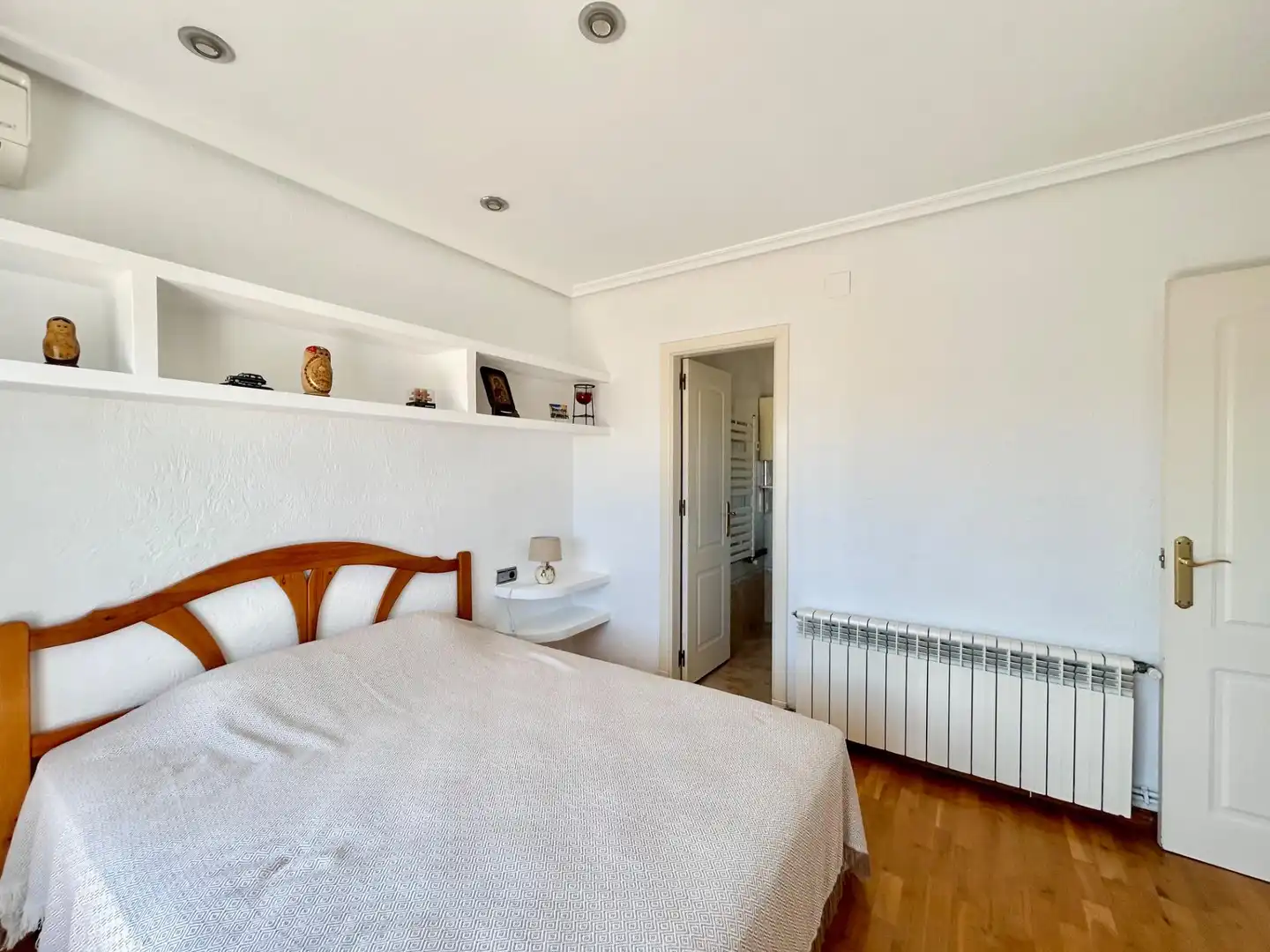 Dormitori de Casa o xalet en venda en Torrevieja amb Aire condicionat, Calefacció i Jardí privat