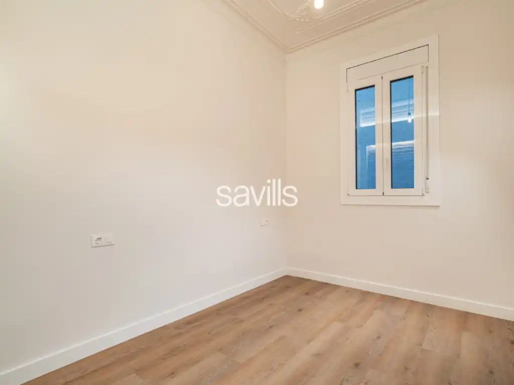 Dormitori de Apartament en venda en Barcelona amb Aire condicionat, Calefacció i Forn