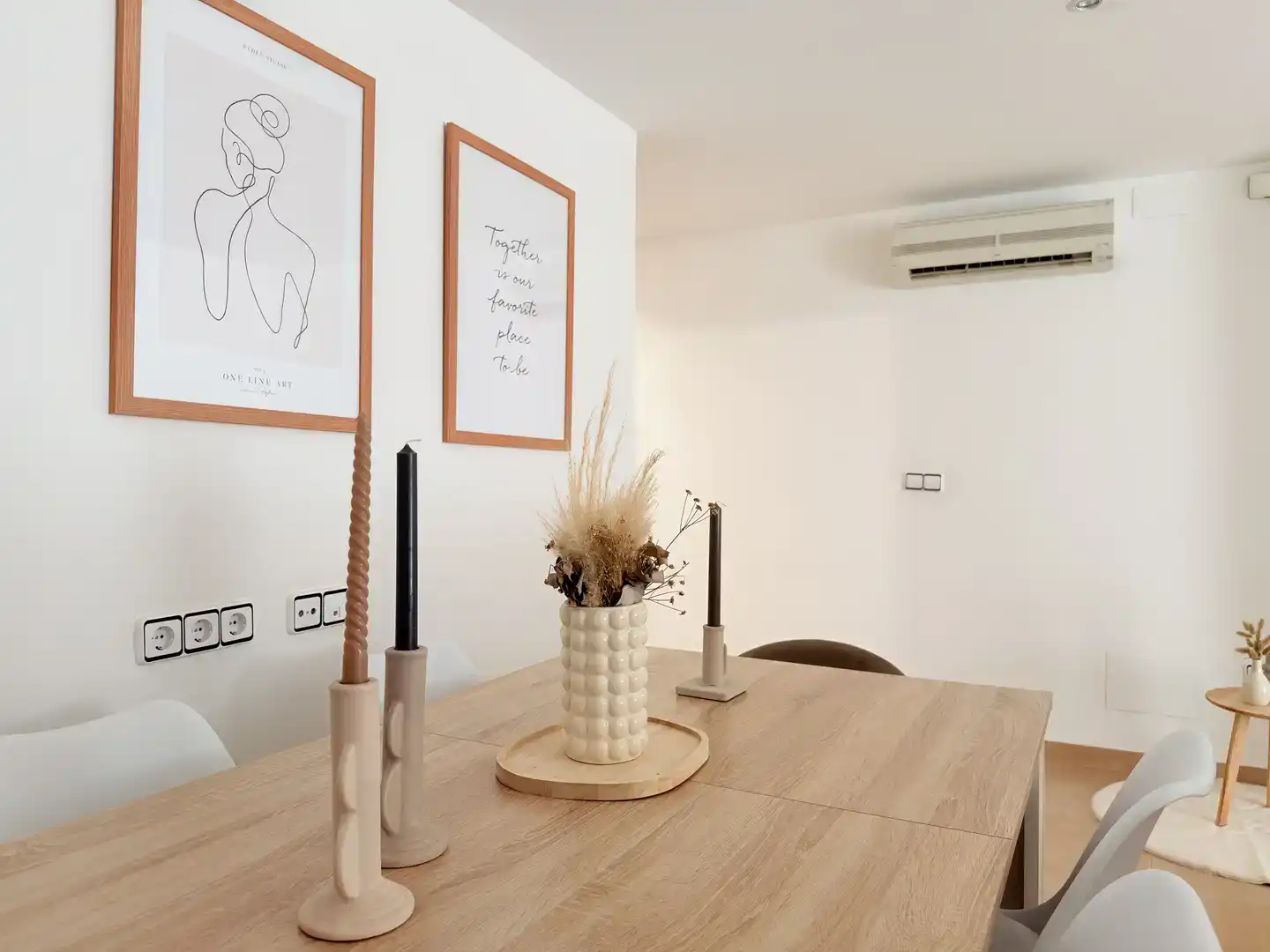 Dining room of Ground floor for rent in Pliego  with Air Conditioner, Parquet flooring and Furnished